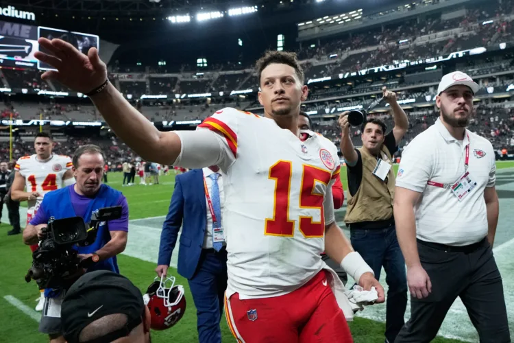 Chiefs roll into Week 6 unbeaten as winless Chargers face a daunting trip to Kansas City
